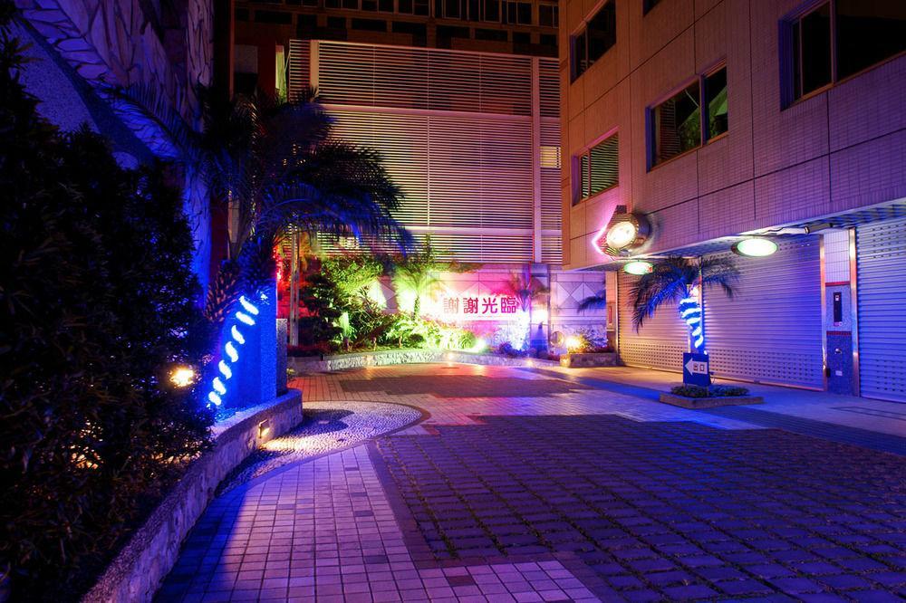 Yhc Hotel Tainan Extérieur photo