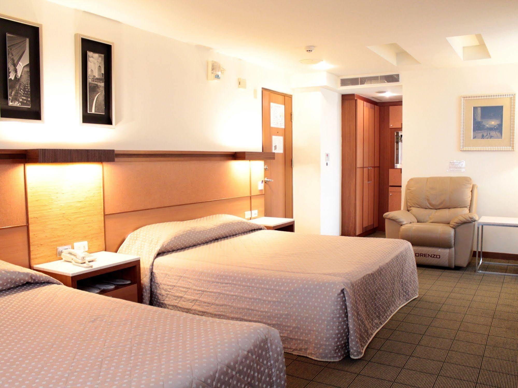 Yhc Hotel Tainan Extérieur photo
